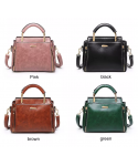 2022 Guangzhou small wholesale fashion women shoulder bags Elegant retro pu leather ladies handbags