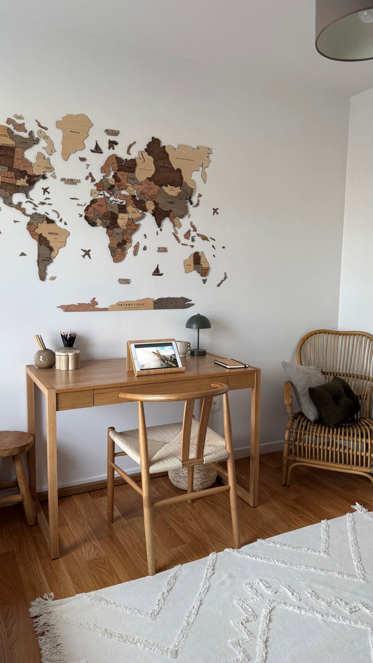 3D Wooden World Map Smokey - Size L Prime